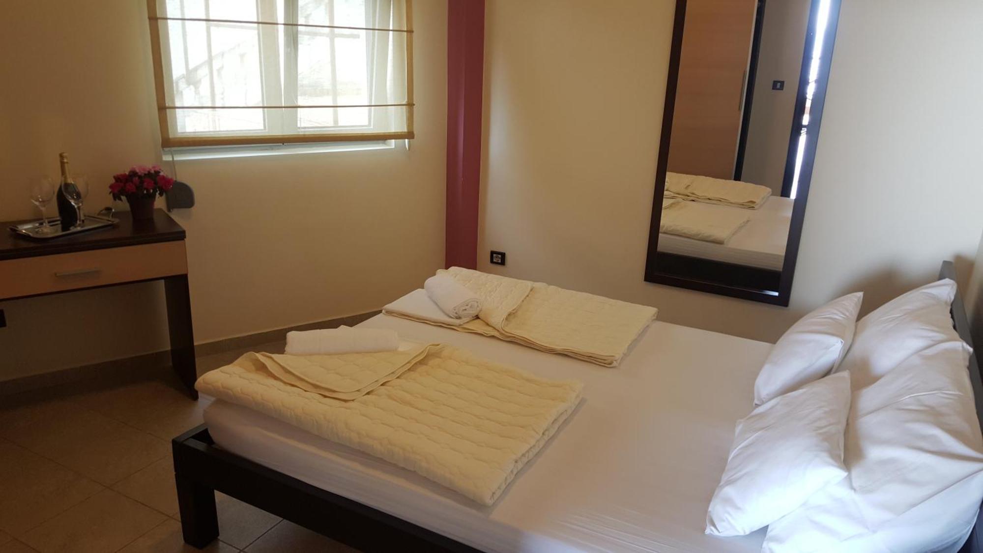 Apartments Rino Lux Sveti Stefan Eksteriør bilde