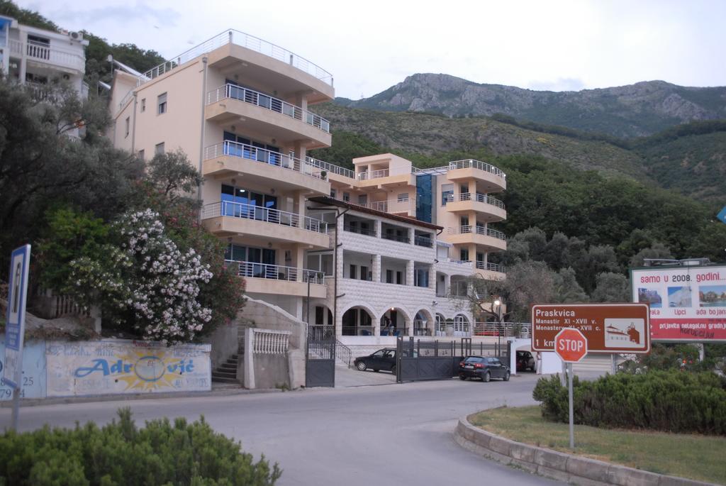 Apartments Rino Lux Sveti Stefan Eksteriør bilde