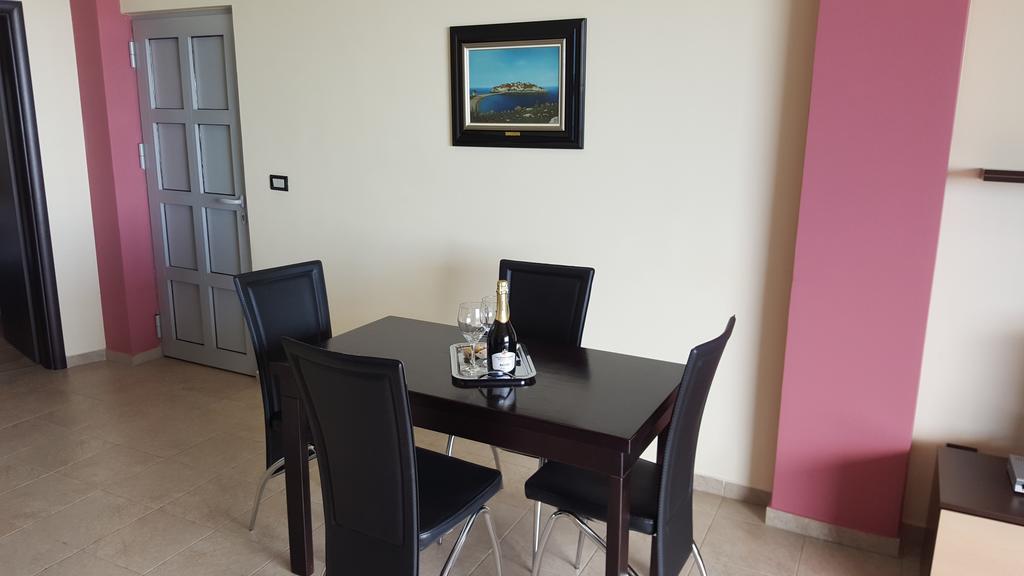 Apartments Rino Lux Sveti Stefan Eksteriør bilde
