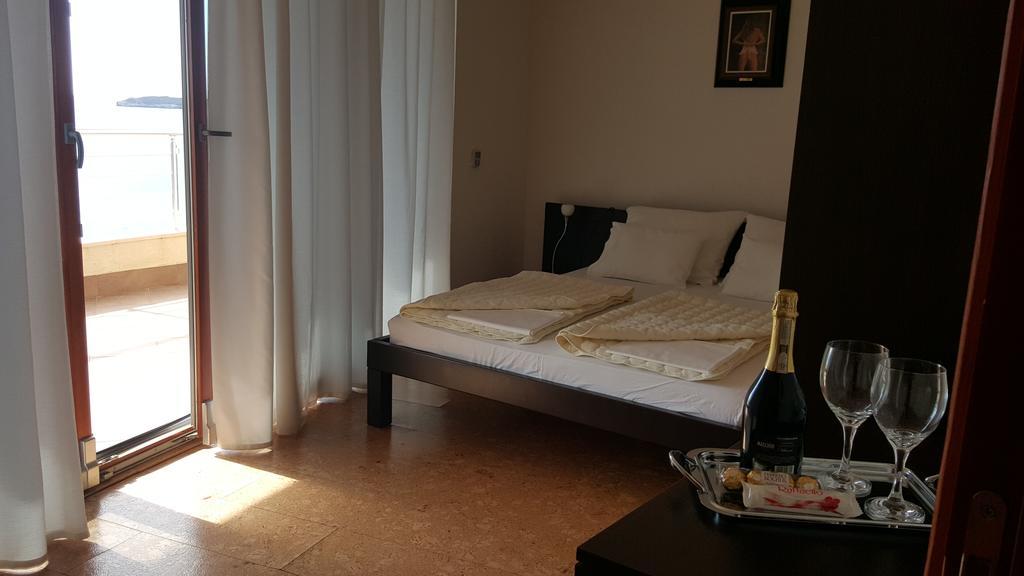 Apartments Rino Lux Sveti Stefan Eksteriør bilde